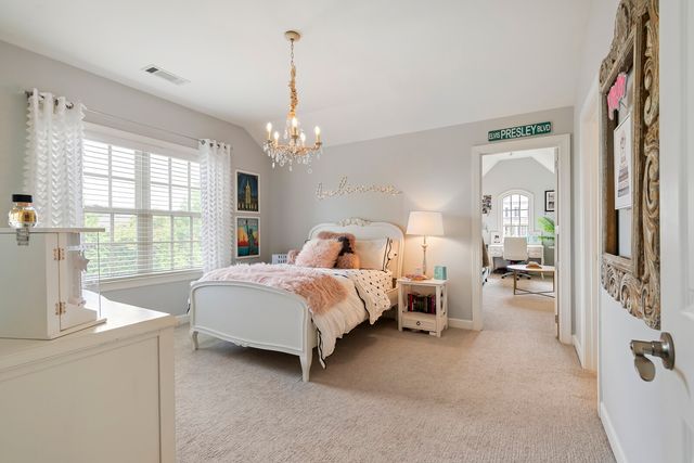 1803 Lowndes Ln, Brentwood, TN 37027