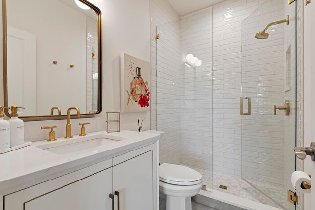 1803 Lowndes Ln, Brentwood, TN 37027