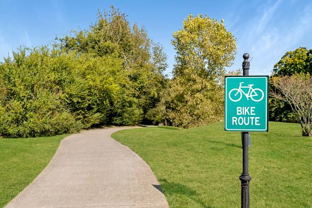 1803 Lowndes Ln, Brentwood, TN 37027