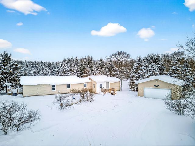55 E Wilke Road, Otto Twp, MI 49452