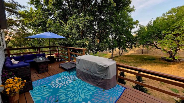13100 N Horseshoe Bend Rd, Boise, ID 83714