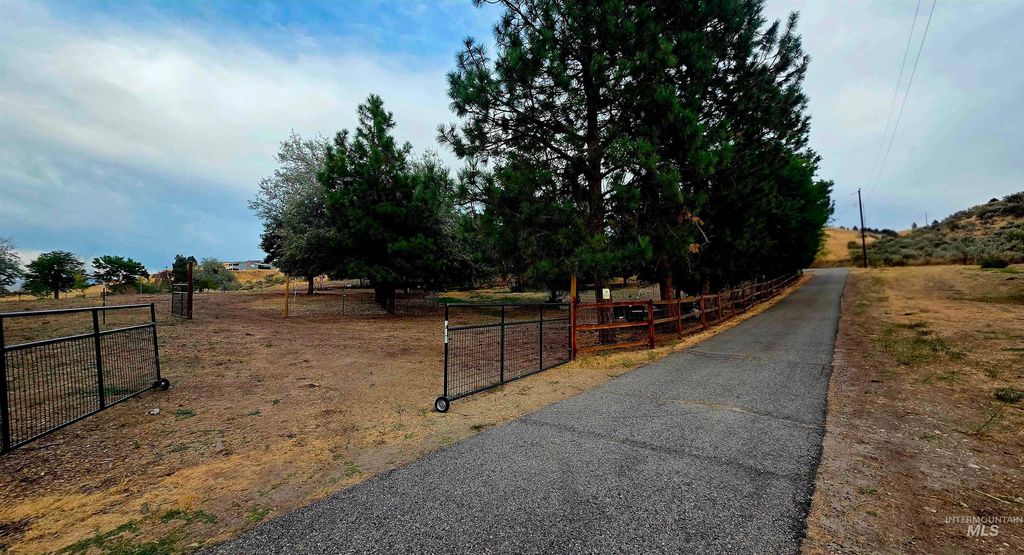 13100 N Horseshoe Bend Rd, Boise, ID 83714 photo 5