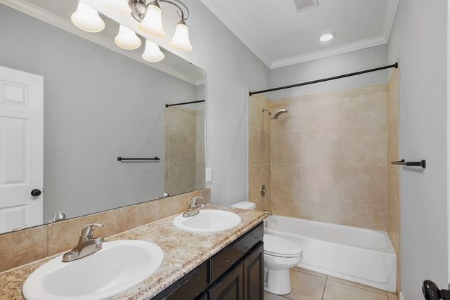 110 Deer Run Dr, Alpine, TX 79830