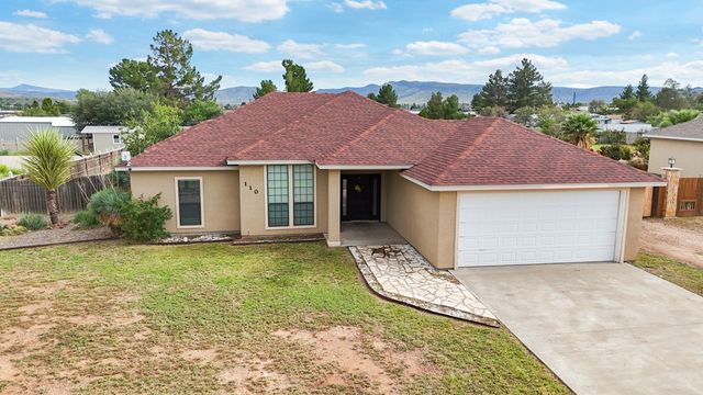 110 Deer Run Dr, Alpine, TX 79830