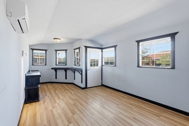 110 Deer Run Dr, Alpine, TX 79830