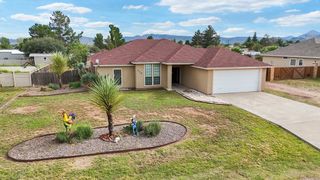 110 Deer Run Dr, Alpine, TX 79830