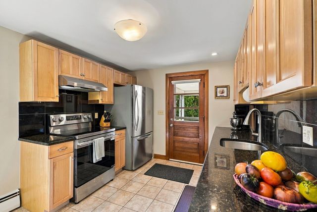 218 Myrtle St, Ashland, MA 01721