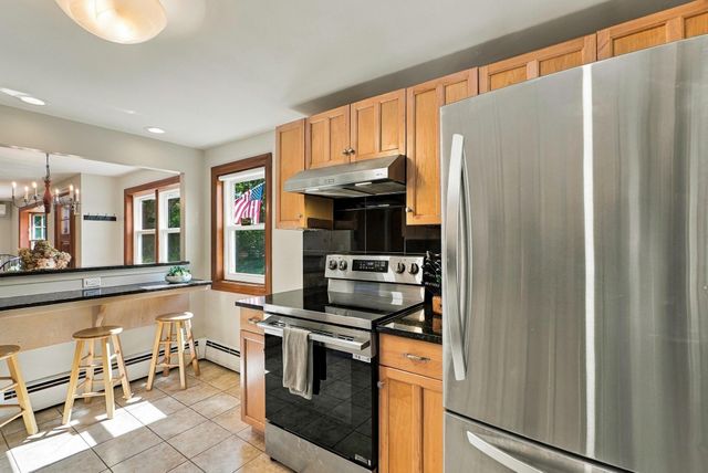 218 Myrtle St, Ashland, MA 01721