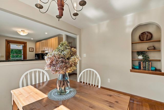 218 Myrtle St, Ashland, MA 01721
