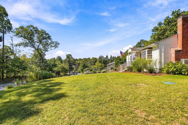 218 Myrtle St, Ashland, MA 01721