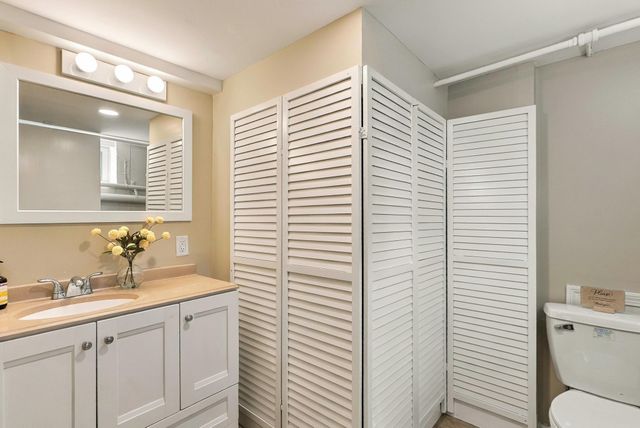 218 Myrtle St, Ashland, MA 01721