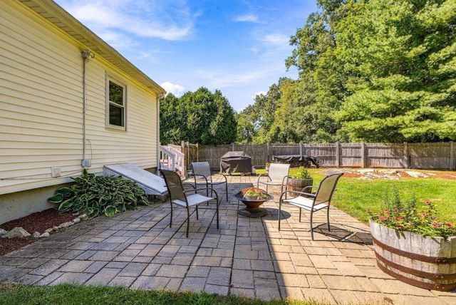 218 Myrtle St, Ashland, MA 01721