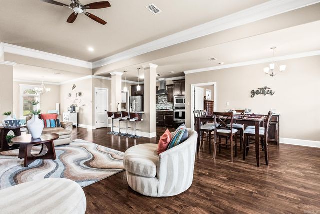 8901 MEADOW GARDEN, Sherwood, AR 72120