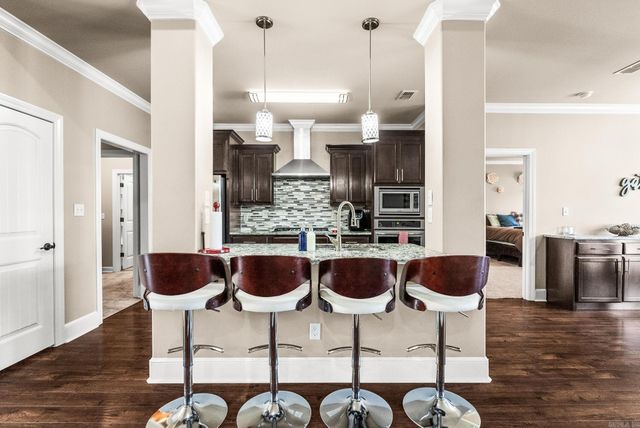 8901 MEADOW GARDEN, Sherwood, AR 72120