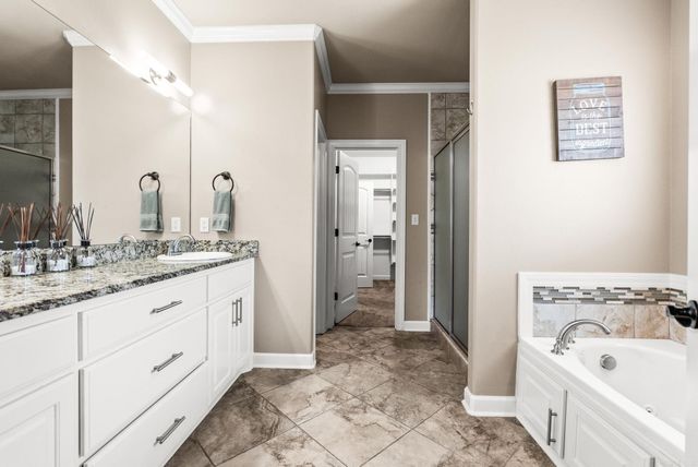 8901 MEADOW GARDEN, Sherwood, AR 72120