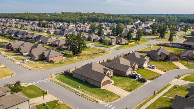 8901 MEADOW GARDEN, Sherwood, AR 72120