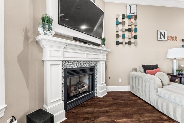 8901 MEADOW GARDEN, Sherwood, AR 72120