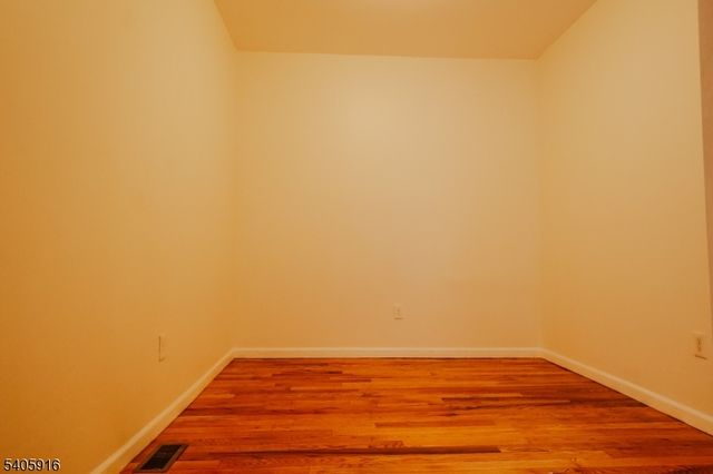 101 Hedden Ter, Newark City, NJ 07108