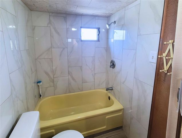 522 49TH AVENUE W, Bradenton, FL 34207