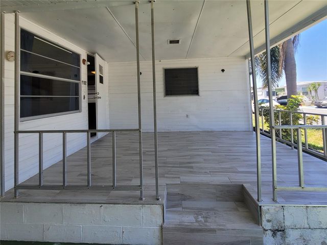 522 49TH AVENUE W, Bradenton, FL 34207