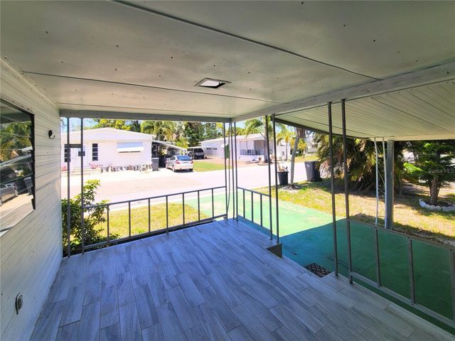 522 49TH AVENUE W, Bradenton, FL 34207