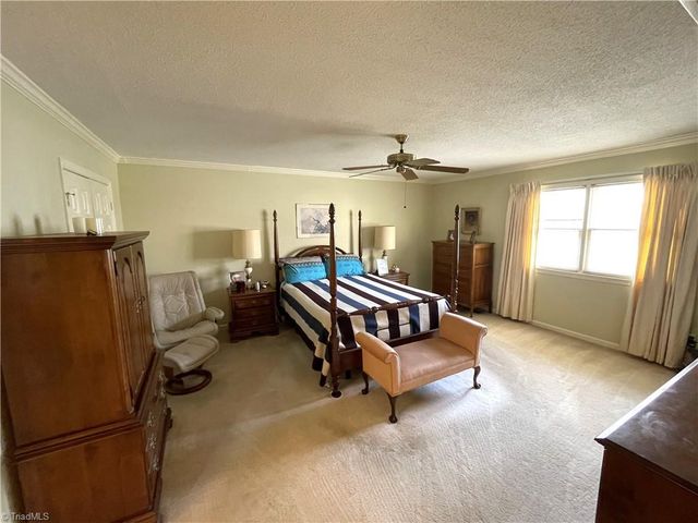 5901 Spanish Oak Drive, Greensboro, NC 27409