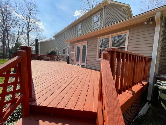 5901 Spanish Oak Drive, Greensboro, NC 27409