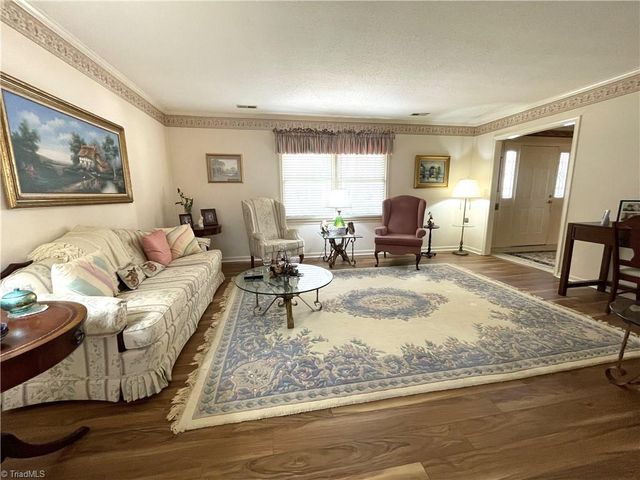 5901 Spanish Oak Drive, Greensboro, NC 27409