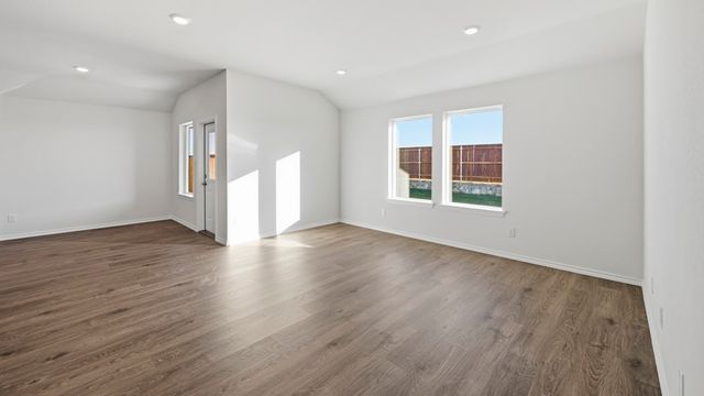 718 Lantana Lane, Pilot Point, TX 76258