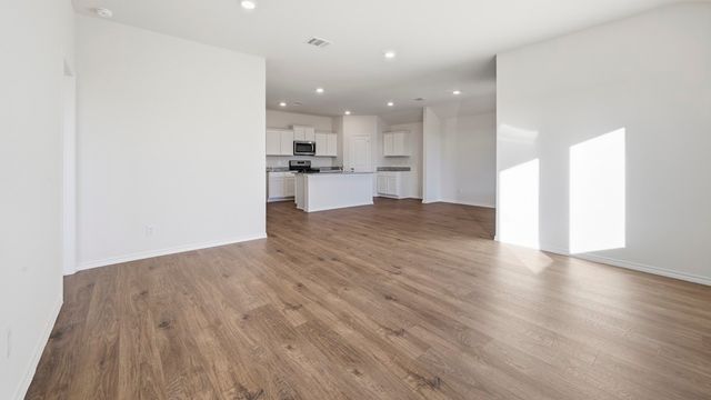 718 Lantana Lane, Pilot Point, TX 76258