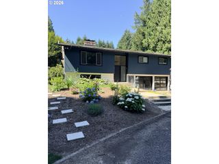 1488 Sw BORLAND Rd, West Linn, OR 97068