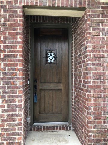 1052 Myrna BND, Leander, TX 78641