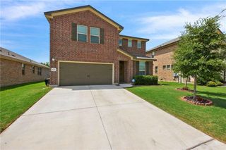1052 Myrna BND, Leander, TX 78641