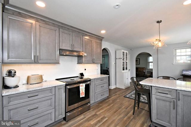 16 W HARTRANFT BLVD, East Norriton, PA 19401