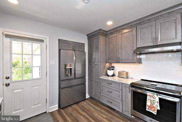 16 W HARTRANFT BLVD, East Norriton, PA 19401