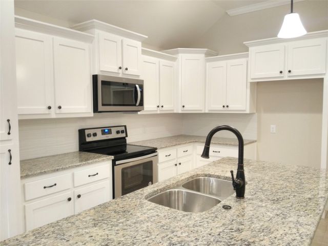126 Frank Street, Greenville, TX 75402