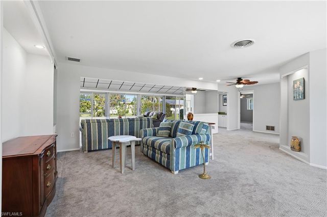 30 Maui CIR # 30, Naples, FL 34112