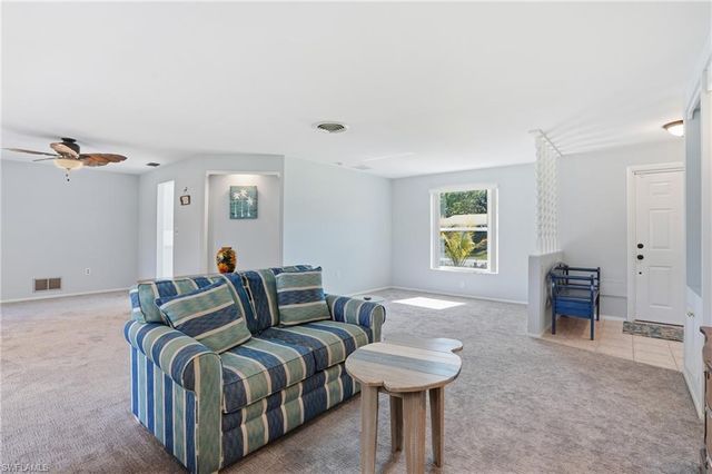 30 Maui CIR # 30, Naples, FL 34112