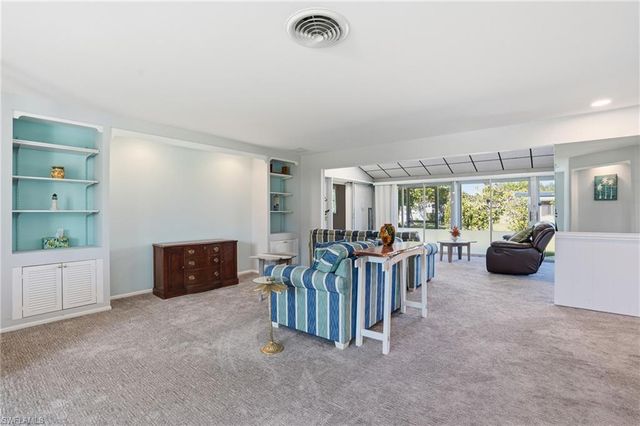 30 Maui CIR # 30, Naples, FL 34112