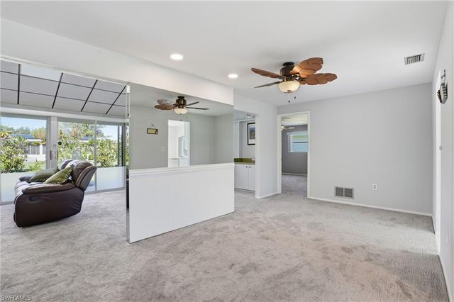 30 Maui CIR # 30, Naples, FL 34112