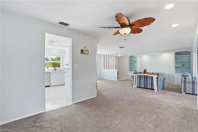 30 Maui CIR # 30, Naples, FL 34112