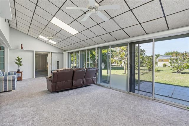 30 Maui CIR # 30, Naples, FL 34112