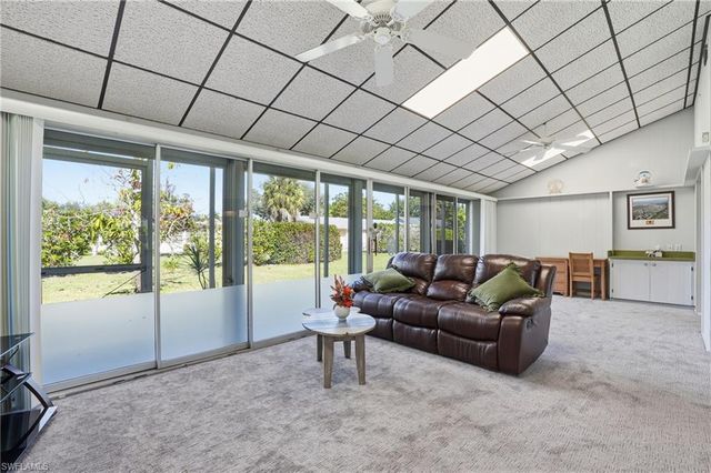 30 Maui CIR # 30, Naples, FL 34112