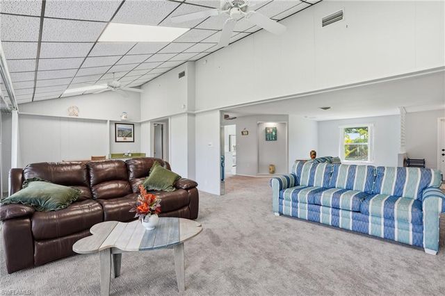 30 Maui CIR # 30, Naples, FL 34112