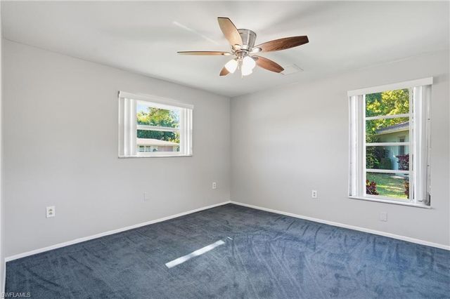 30 Maui CIR # 30, Naples, FL 34112