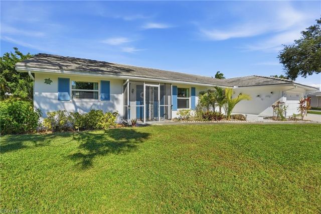 30 Maui CIR # 30, Naples, FL 34112