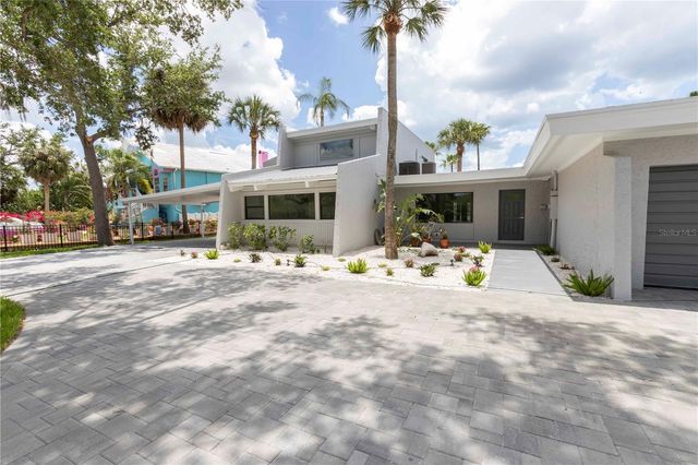 5303 SEA FOREST DRIVE, New Port Richey, FL 34652