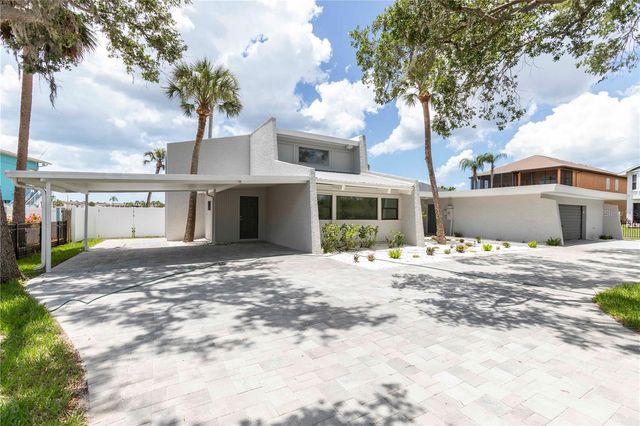 5303 SEA FOREST DRIVE, New Port Richey, FL 34652