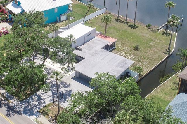 5303 SEA FOREST DRIVE, New Port Richey, FL 34652