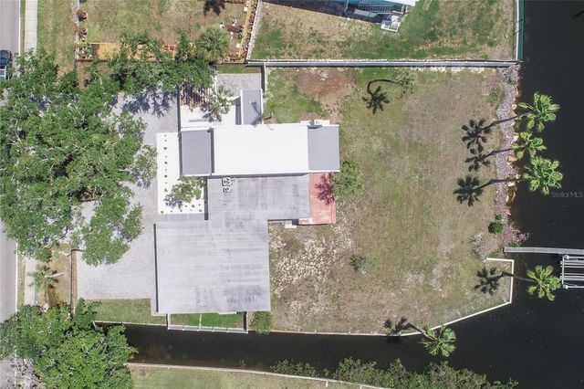 5303 SEA FOREST DRIVE, New Port Richey, FL 34652